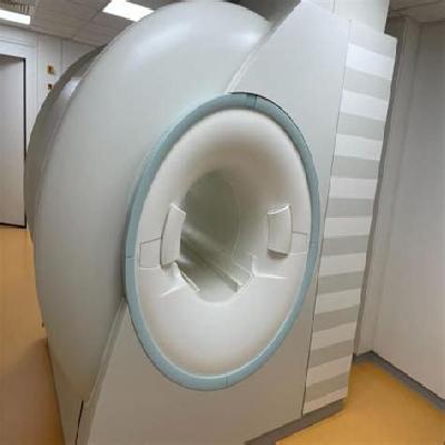 Refurbished MRI Scanner (Siemens  Symphony 1.5T)