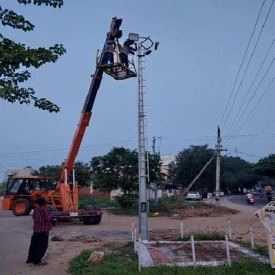 Street Light Poles Installation Services