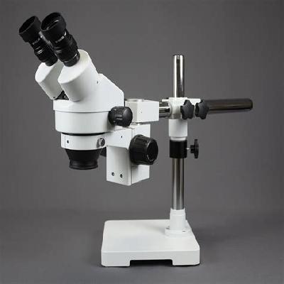 Zoom Binocular Microscope