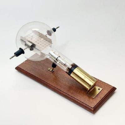 NSAW CATHODE RAY TUBE WITH STAND