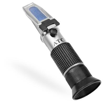 Refractometer