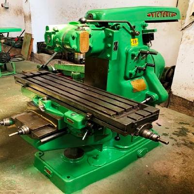 MTT-225V Universal Milling Machine