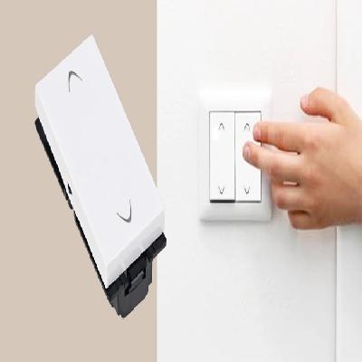 10 A Two Way Electrical Switch