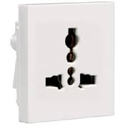6A - 13 A Universal Socket