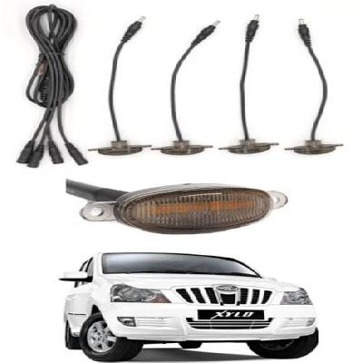 Parking Mahindra Xylo Light