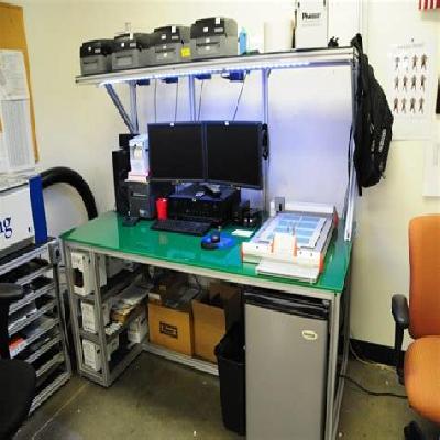 Moulder And Aluminium Works Stations