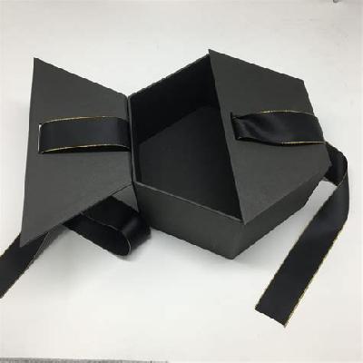 Custom Gift Boxes