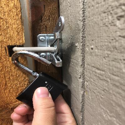 FPR Latch For Wall Mounting CC Camera