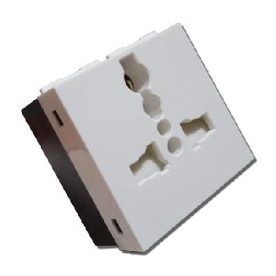 World Pin Socket