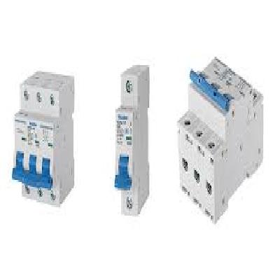 Low Voltage Circuit Breaker