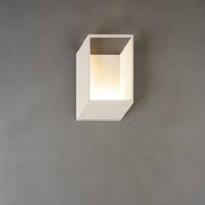 Cubo Wall Light