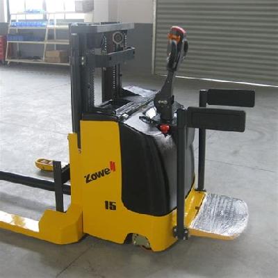 Boom Electric Stacker