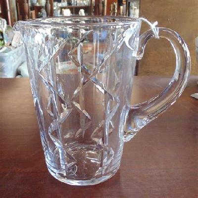 Jug With 4 Glasses