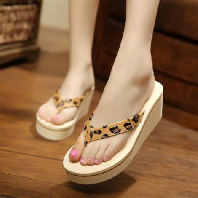 Ladies Casual Slipper