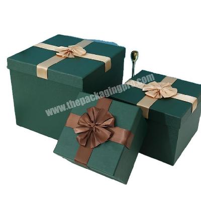 Custom Rigid Box Top Bottom Close with Ribbon Foil Printed