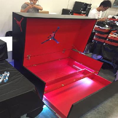 Custom Shoe Box