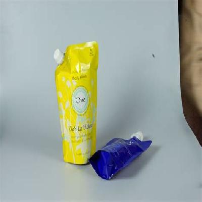 stand up pouch with nozzle