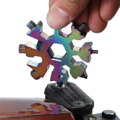 Snowflake 18 in 1 Multi Tool Key-Chain-Screwdriver