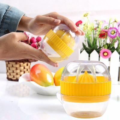 Plastic Mini Hand Juicer