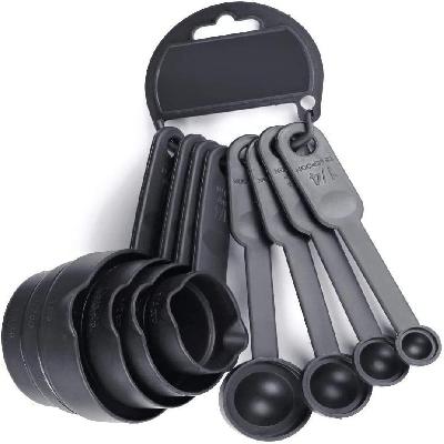 Plastic Measuring Cups and Spoons (8 Pcs, Black)