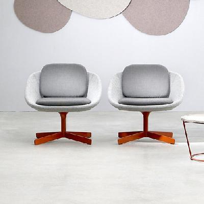 4 Seater Visitor Seating ( PLPB Edge banded Tablet)