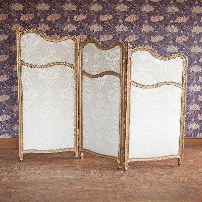Three Fold Screen