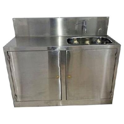 Scrub Station With Sensor