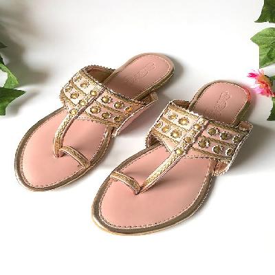 Aari Kaam Sandal