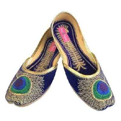 Stylish Ladies Punjabi Mojari