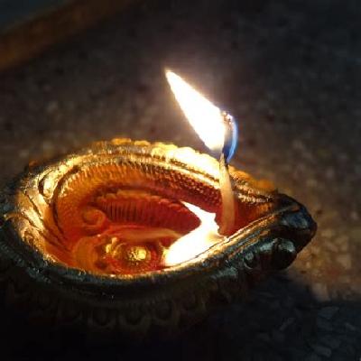 Diyas