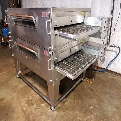 Conveyor Pizza Oven