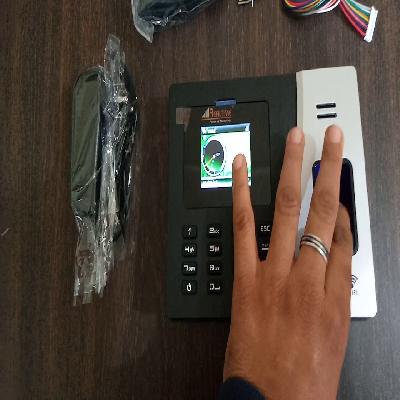 Realtime Rs 20 Biometric Attendance System