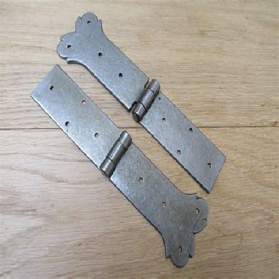 Strap HInge