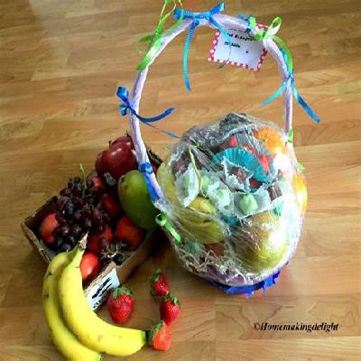 In n Out Fruit Basket