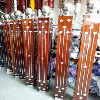 Stainless Steel Wooden Pillar