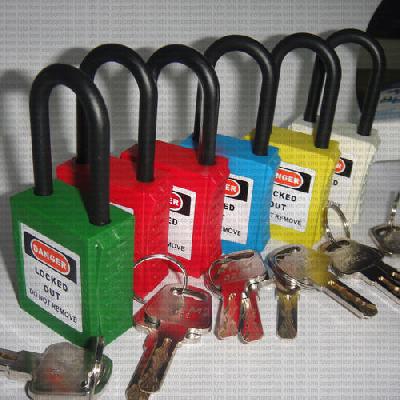 Dielectric Padlock