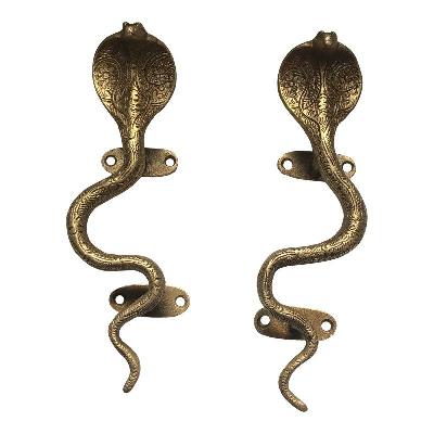 Cobra Cabinet Handle