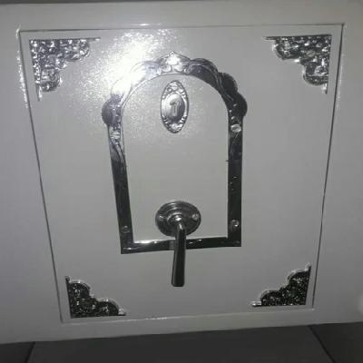 Almirah Six Way Door Handle
