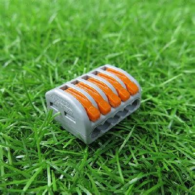 Compact Splicing Connector