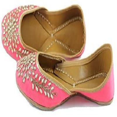 Ladies Baby Pink Leather Jutti