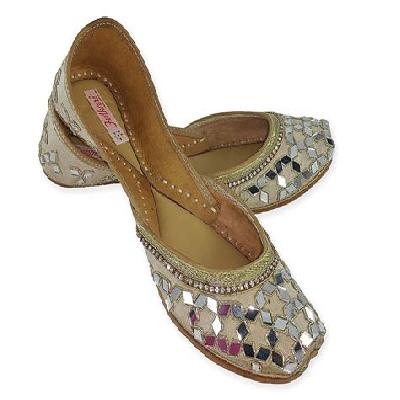 Ladies Embroidered Mirror Work Leather Jutti