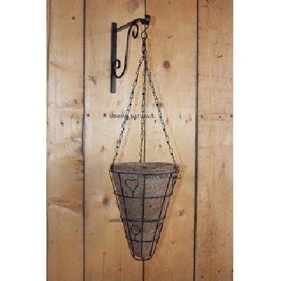 Minerva Naturals - Cone Shape Wall Hanger Metal With Coir ( 23 Cm X 15 Cm X 15 Cm )