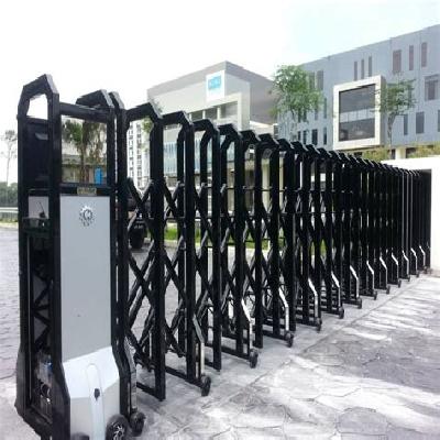 Automatic Retractable Gate