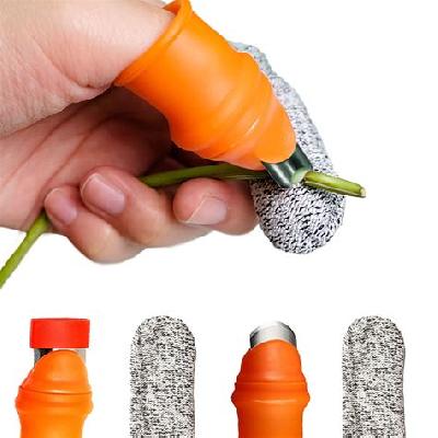 THUMB KNIFE FINGER CUTTER WITH 2 SILICON FINGER