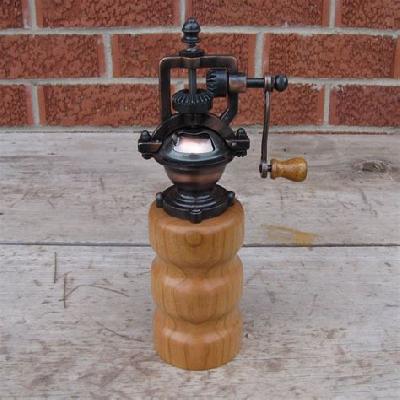 WOODEN PEPPER GRINDER