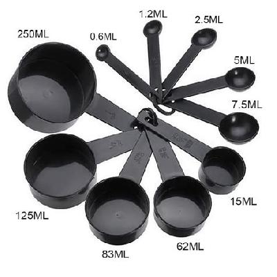 Plastic Measuring Cup And Spoon