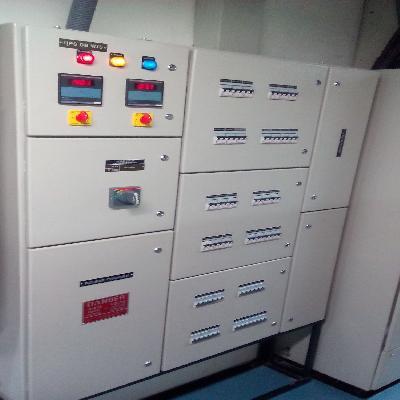 Main LT Panel